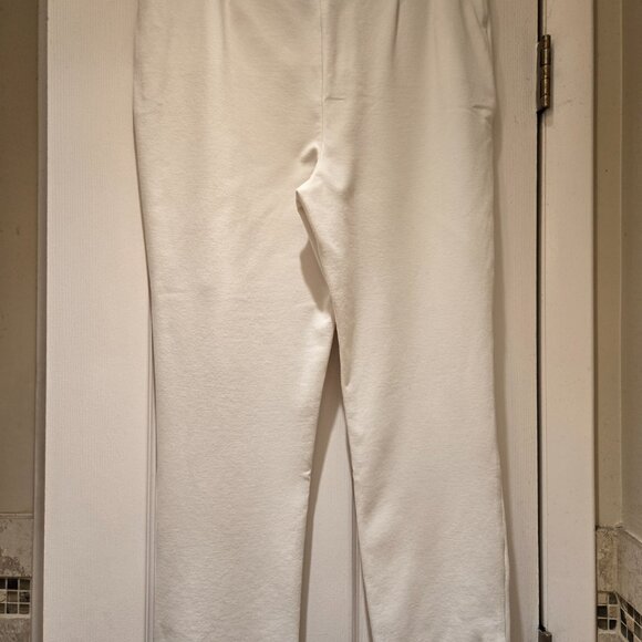 Chico's Fabulously Slimming pants size 1.5 - Picture 3 of 13